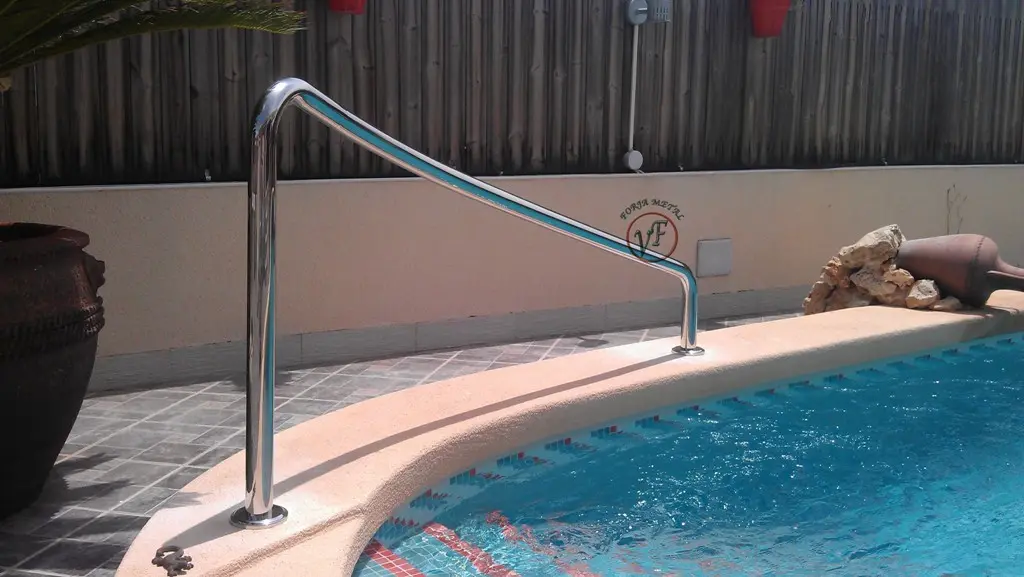 Pasamanos para piscina